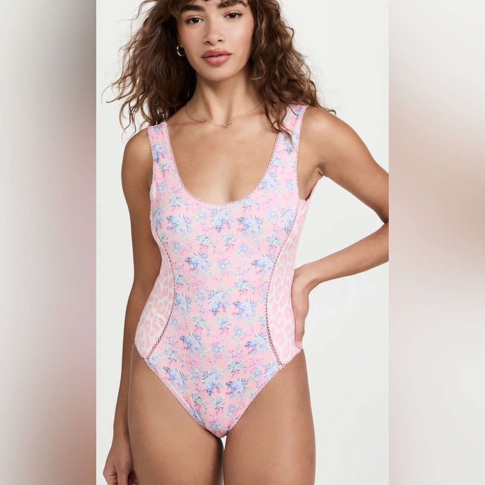 LoveShackFancy NWT Women’s Mikkel One Piece Coral Reef Pink Bathing Suit